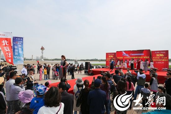 現(xiàn)場活動豐富多彩（攝影 陳帆）