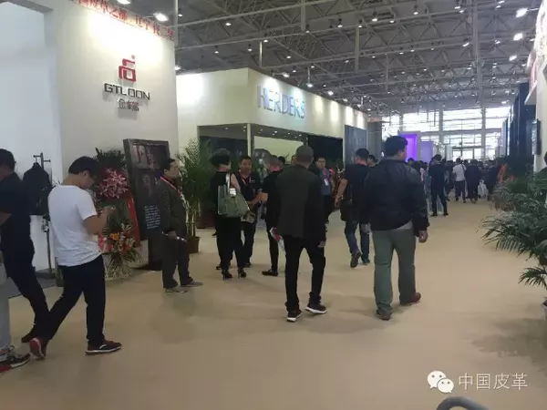 2016北京國際皮草時(shí)裝展 皮草行業(yè)注入正能量(圖8) 2016北京國際皮草時(shí)裝展 皮草行業(yè)注入正能量(圖8)