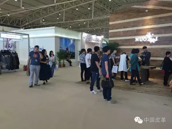 2016北京國際皮草時(shí)裝展 皮草行業(yè)注入正能量(圖5) 2016北京國際皮草時(shí)裝展 皮草行業(yè)注入正能量(圖5)