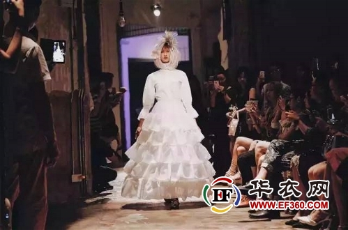 中國先鋒服飾視覺藝術(shù)展 熙然亮相(圖9) 中國先鋒服飾視覺藝術(shù)展 熙然亮相(圖9)