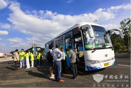 金龍客車發(fā)布全新品牌 備戰(zhàn)2016年道路運(yùn)輸展(圖3)