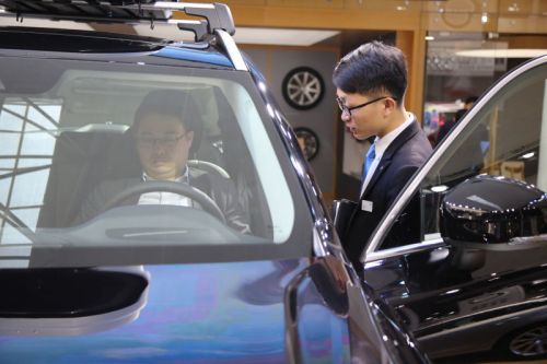 2016青島車展沃爾沃展臺(tái)完美收官(圖5) IMG_5318