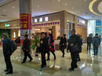 家具展覺得無聊嗎?來東盟樂新有美(ren)女(yao)看!