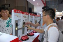 建博會(huì)完美收官：玥瑪指紋鎖 超薄防暴成展會(huì)亮點(diǎn)